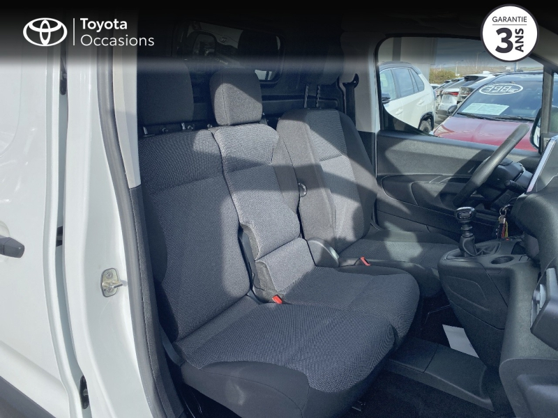 TOYOTA ProAce City VUL d’occasion à vendre à AUBIÈRE chez ARVERNE (Photo 6)