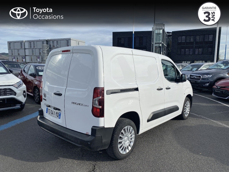 TOYOTA ProAce City VUL d’occasion à vendre à AUBIÈRE chez ARVERNE (Photo 18)