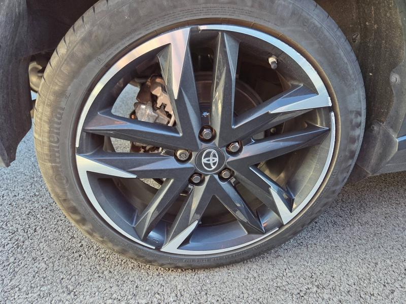 TOYOTA C-HR d’occasion à vendre à AUBIÈRE chez ARVERNE (Photo 7)