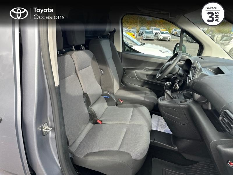 TOYOTA ProAce City VUL d’occasion à vendre à AUBIÈRE chez ARVERNE (Photo 6)