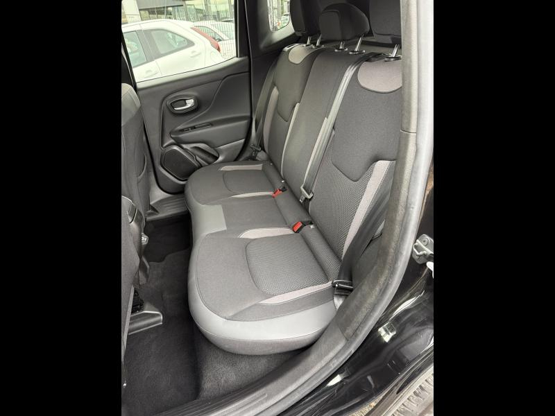 JEEP Renegade d’occasion à vendre à AUBIÈRE chez ARVERNE (Photo 13)
