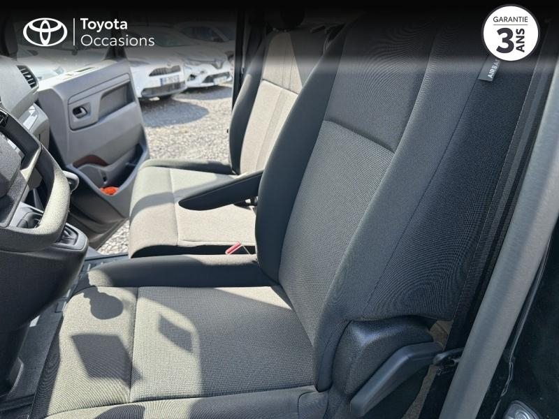 TOYOTA ProAce Combi d’occasion à vendre à AUBIÈRE chez ARVERNE (Photo 11)
